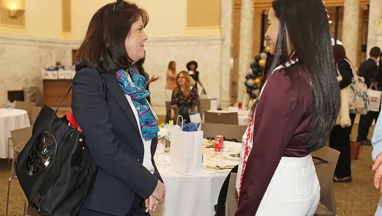 Sheila McGrath, an independent director at Granite Point Mortgage Trust, speaks with Rutgers Business School senior Naiomi Coste.