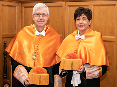 John Cantwell with Professor Isabel Álvarez.