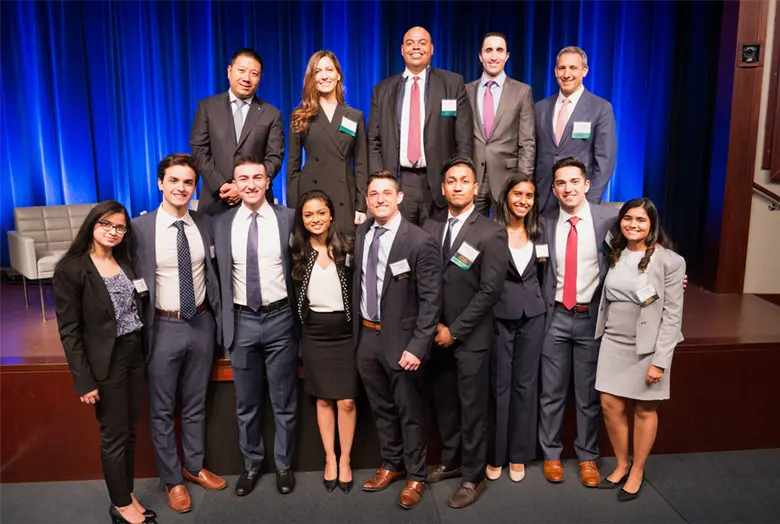 Rutgers students with Wall Street Rutgers alumni