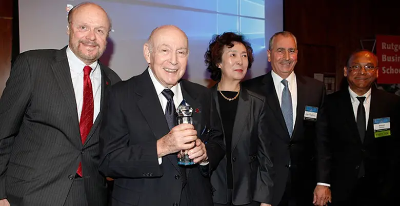 Irwin Lerner, the former CEO of Hoffman-La Roche, was presented with a special award for his leadership and vision.