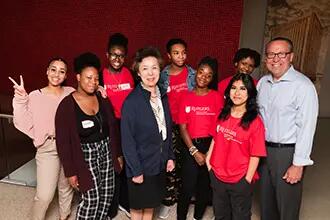 dean lei, professor impellizzeri and several students taking a picture