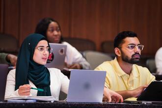 undergrad students listening to a lecture