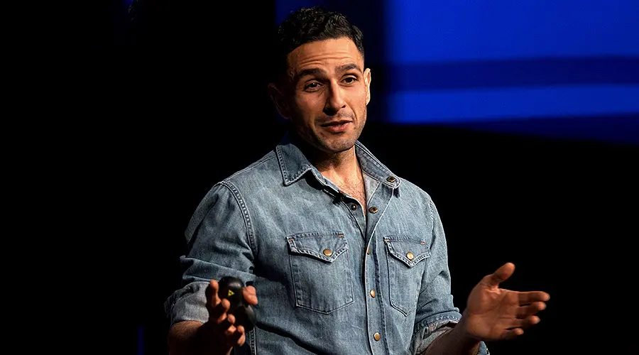 Mason Ameri speaking at Tedx Rutgers